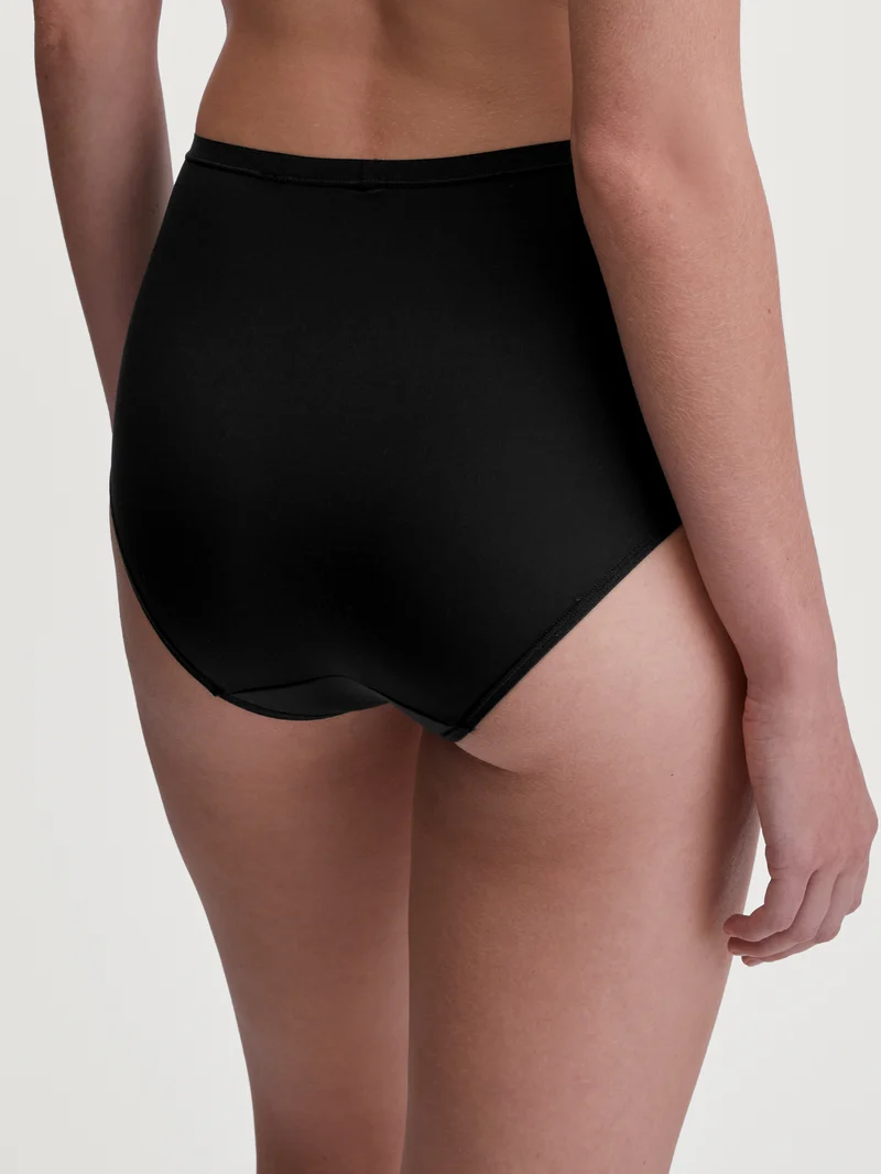 WOMEN Brief