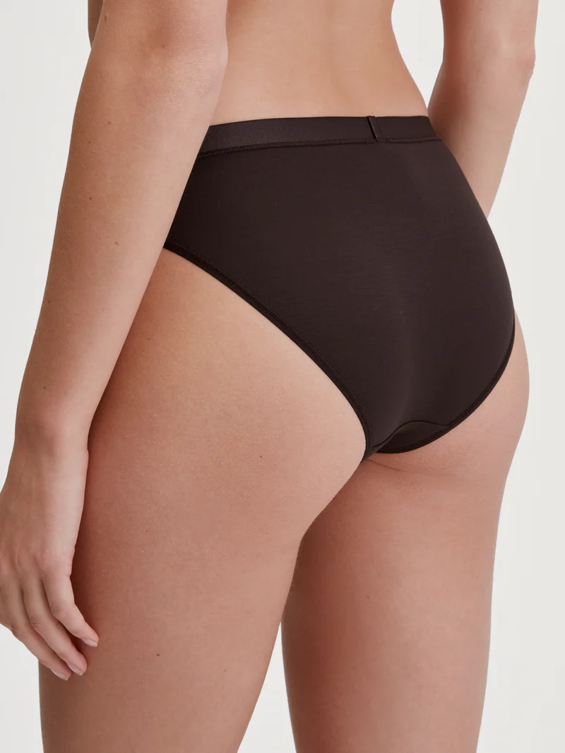 WOMEN Brief