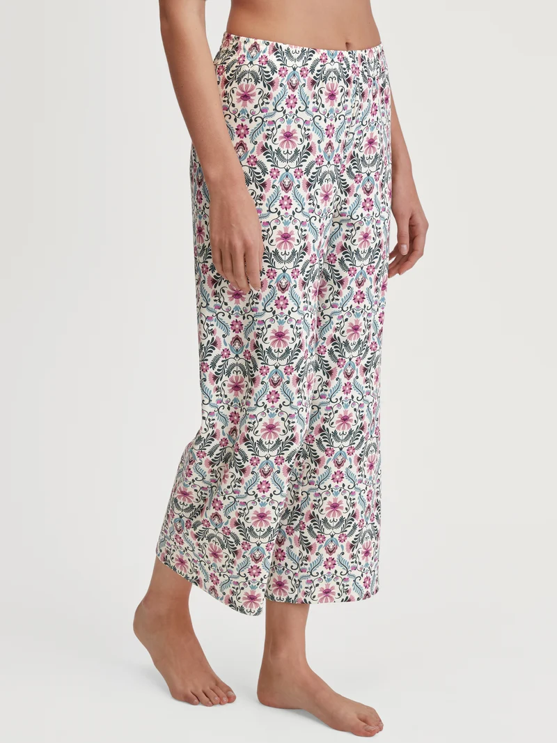 WOMEN 7/8 Pants