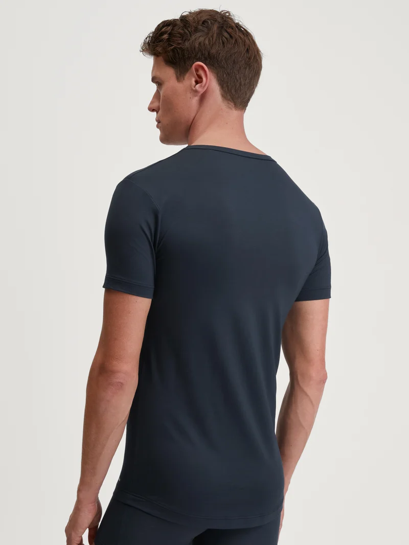MEN T-shirt