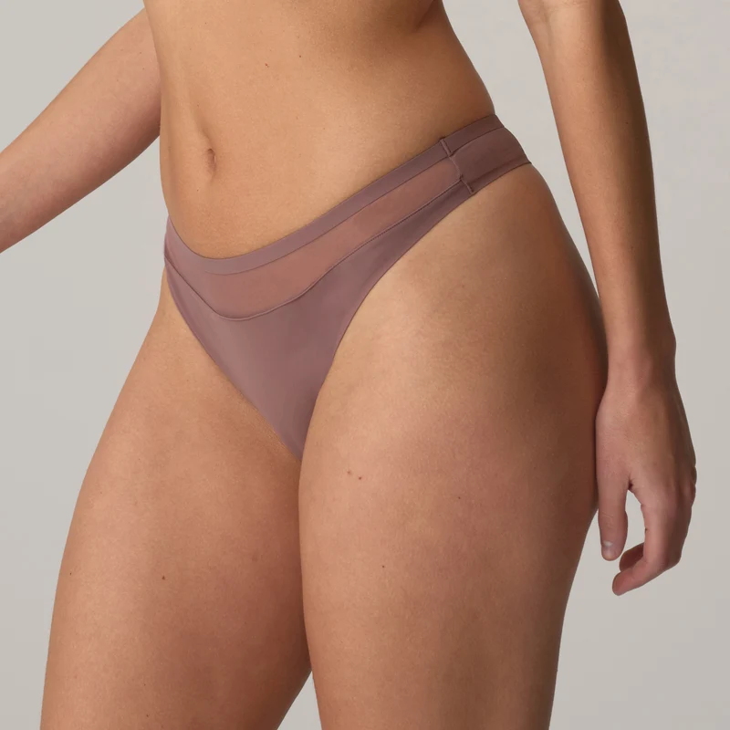 LOUIE satin taupe String