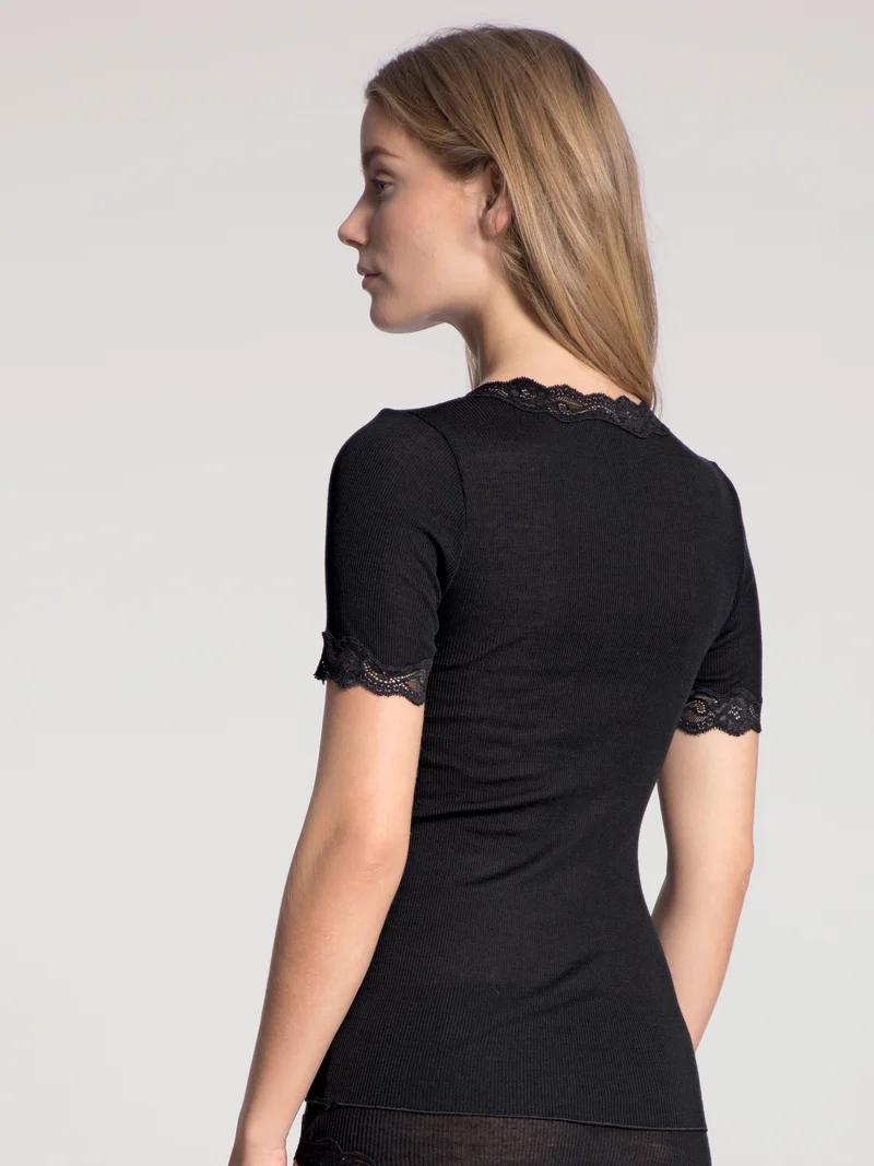 WOMEN Top short-sleeve