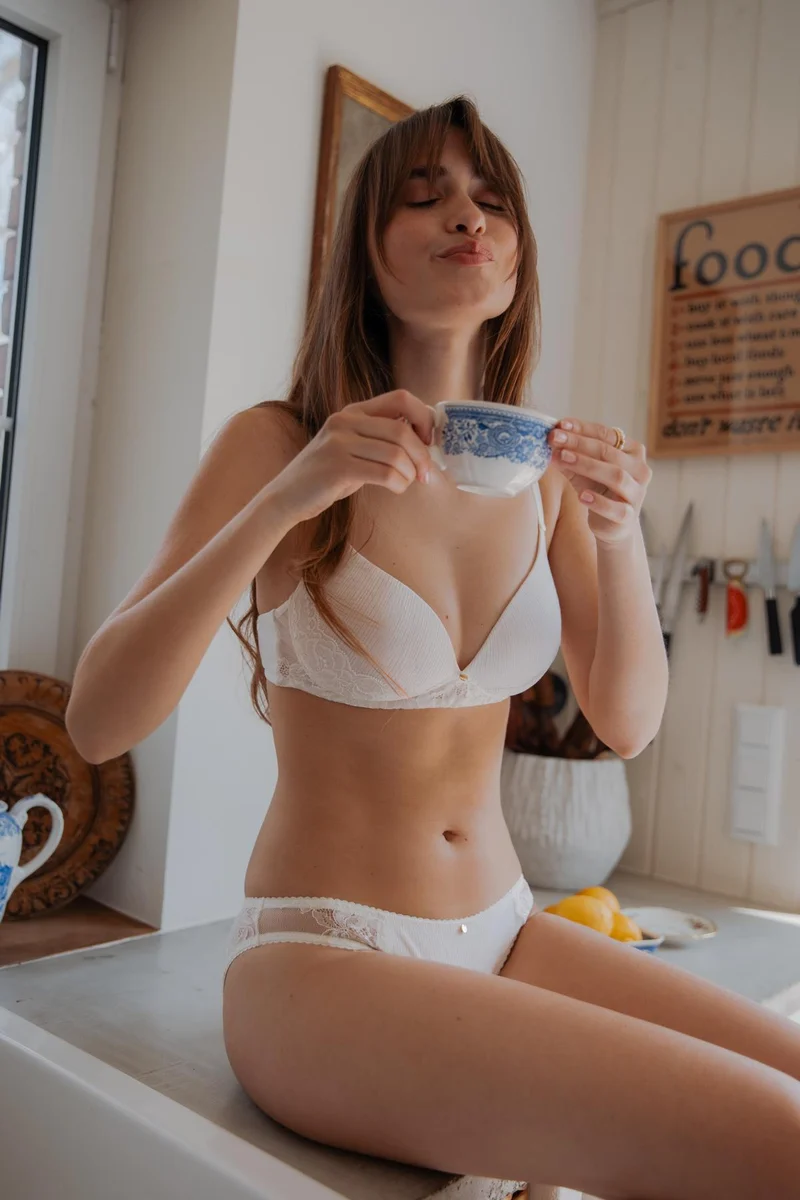 Tencel-Slip Cleo in whisper white
