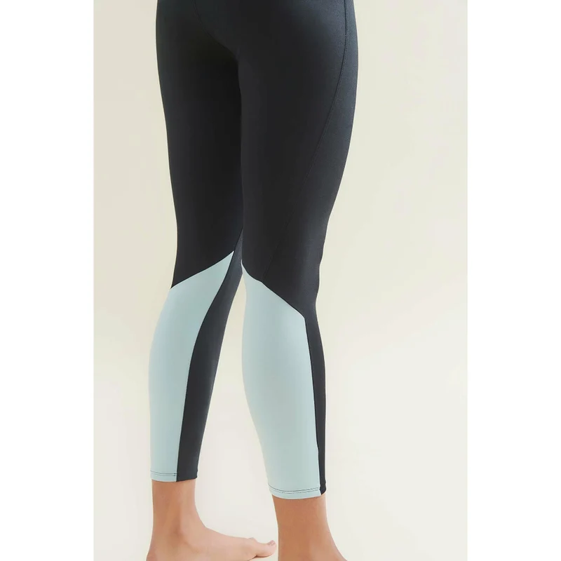 7/8 Dynamic Gym Leggings - Caviar Black/Sea Green - Wellicious Community Sale