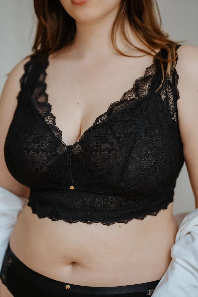 Spitzen-BH Alma in schwarz für große Cups