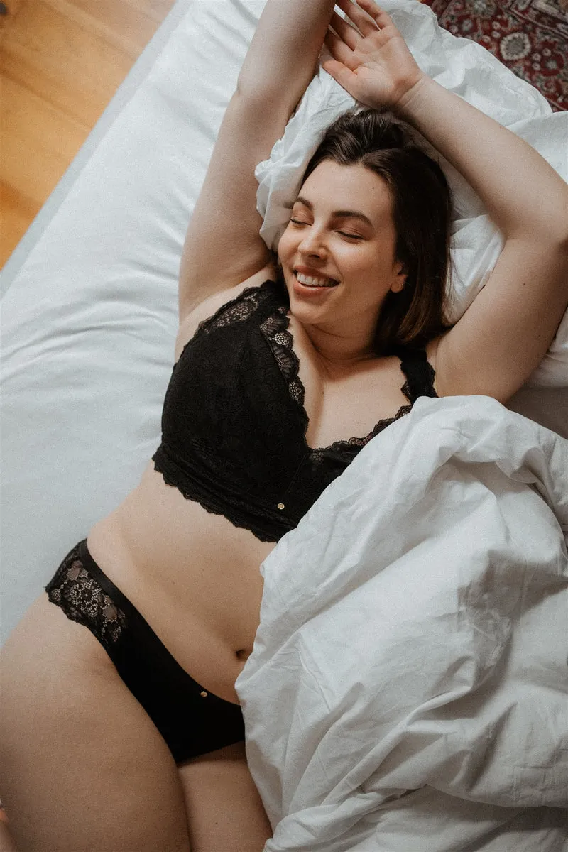 Spitzen-BH Alma in schwarz für große Cups