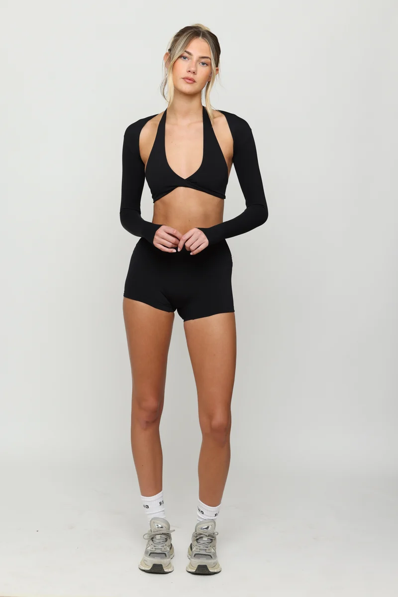 Black Boundless Bolero
