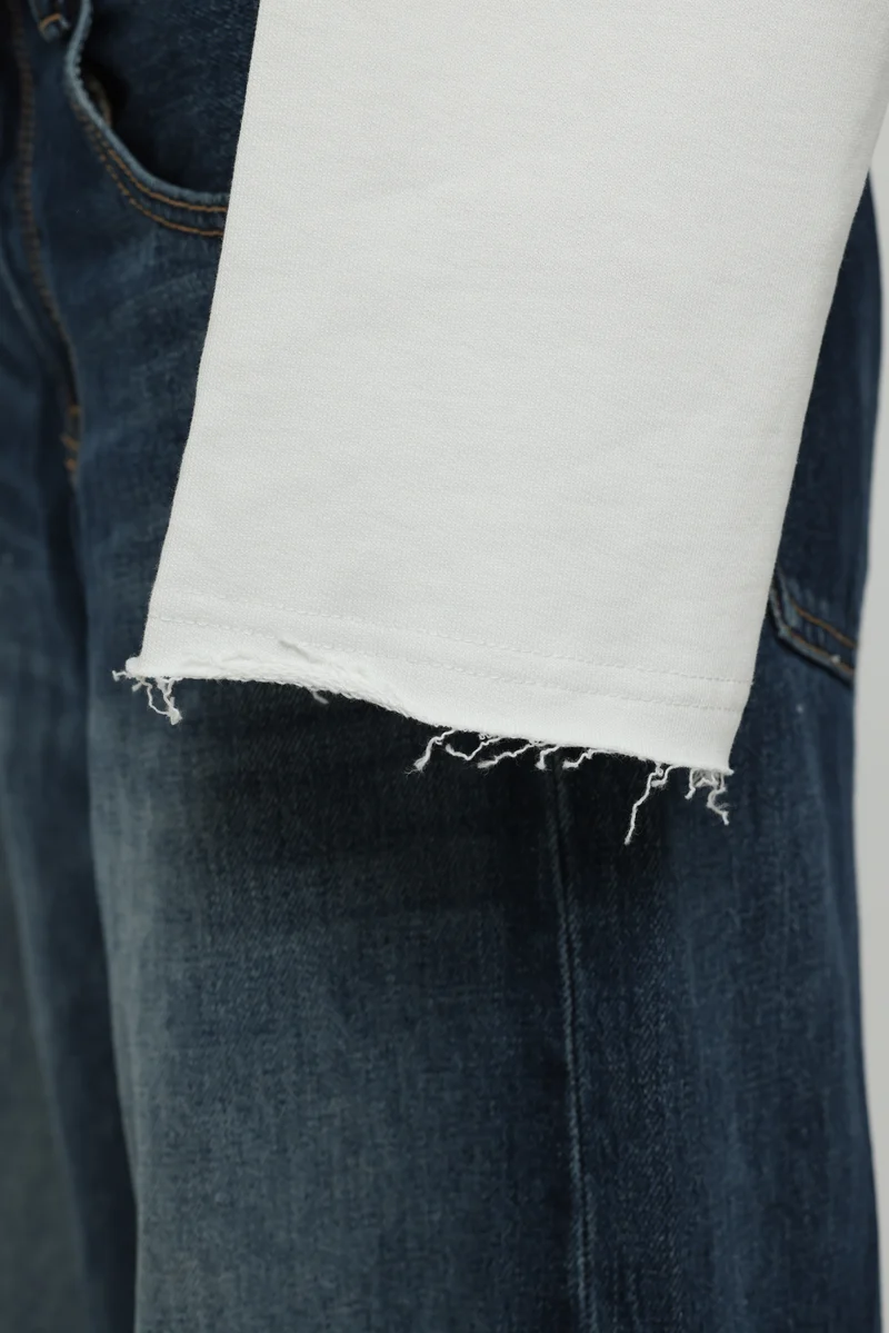 Off-White & Navy Logo Crewneck