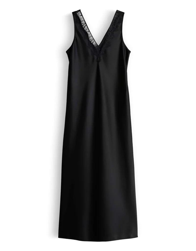 Qamile, black