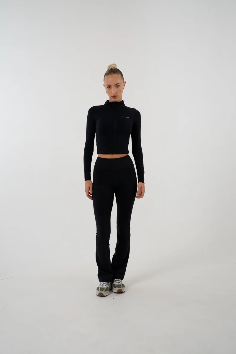 Black Boundless Zip Top