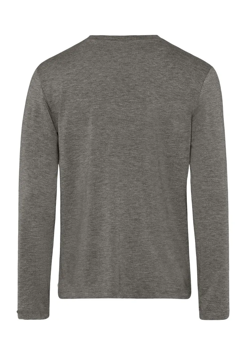 Casuals L/SLV Shirt V-Neck