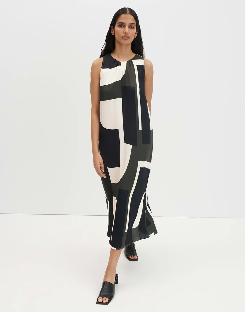 Quileena, midnight olive