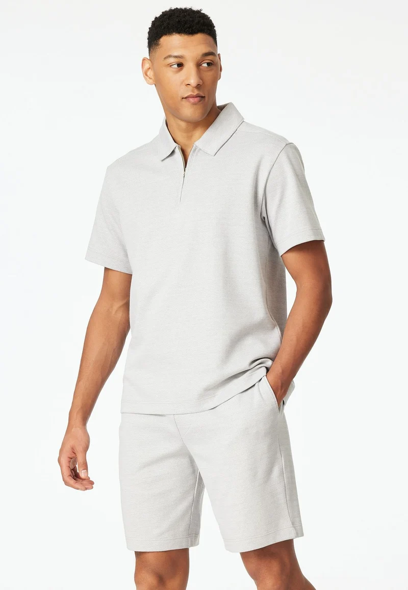 T-Shirt Zipper