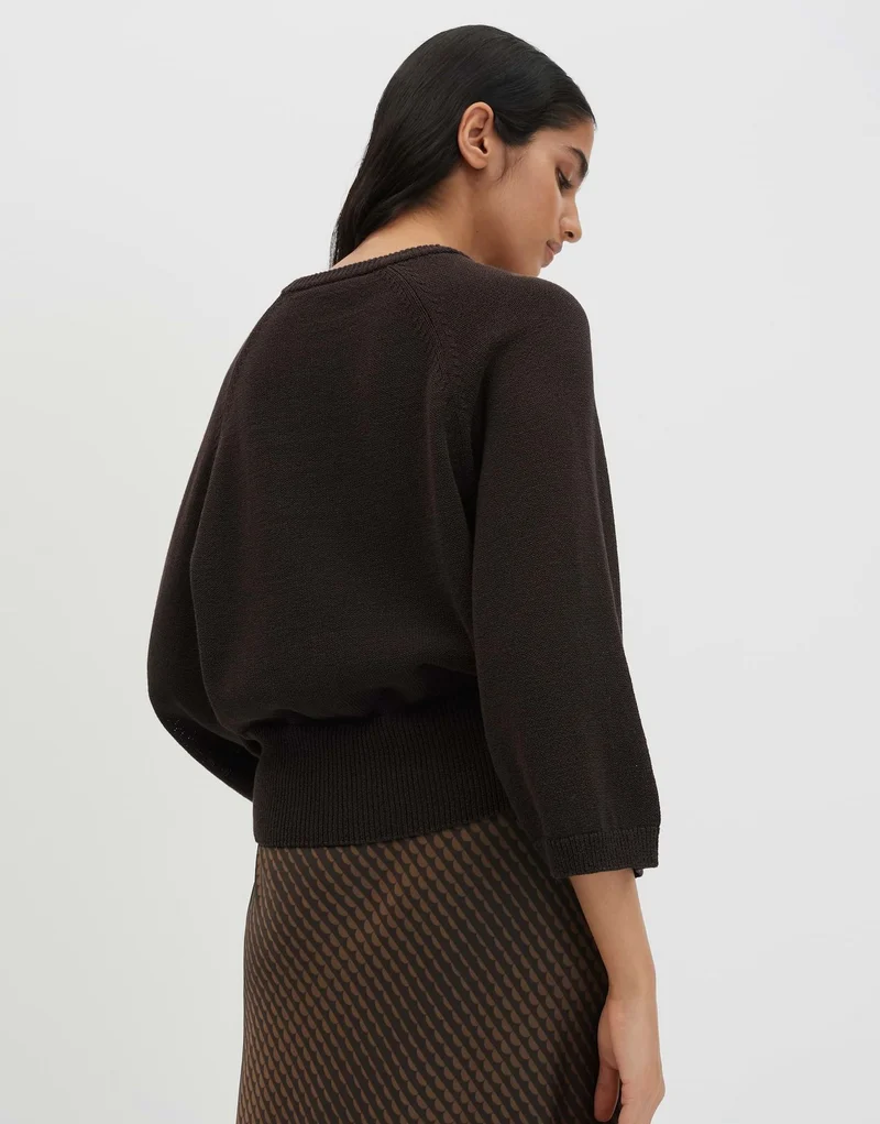 Tiliah, dark truffle