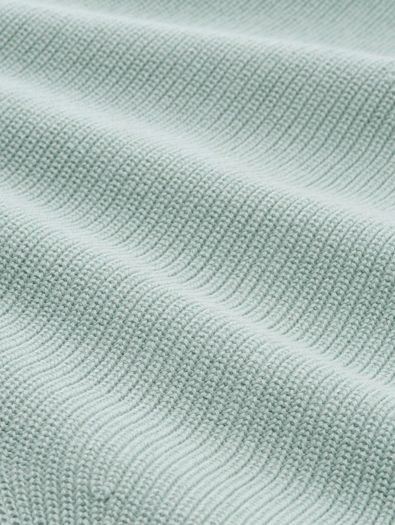 Strickpullover mit V-Ausschnitt