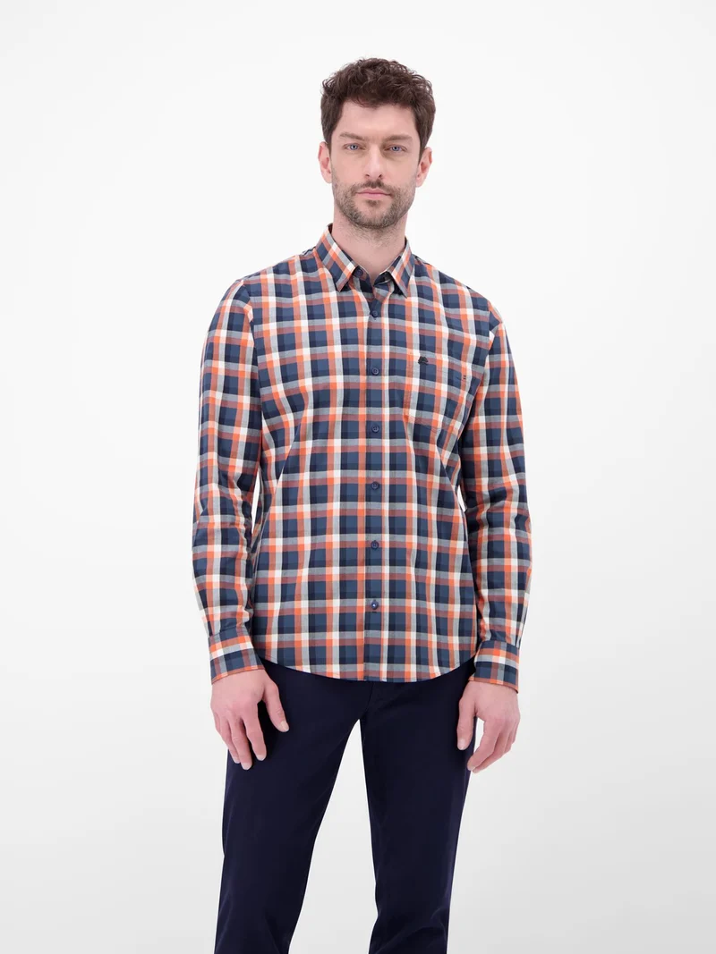 BUTTON DOWN