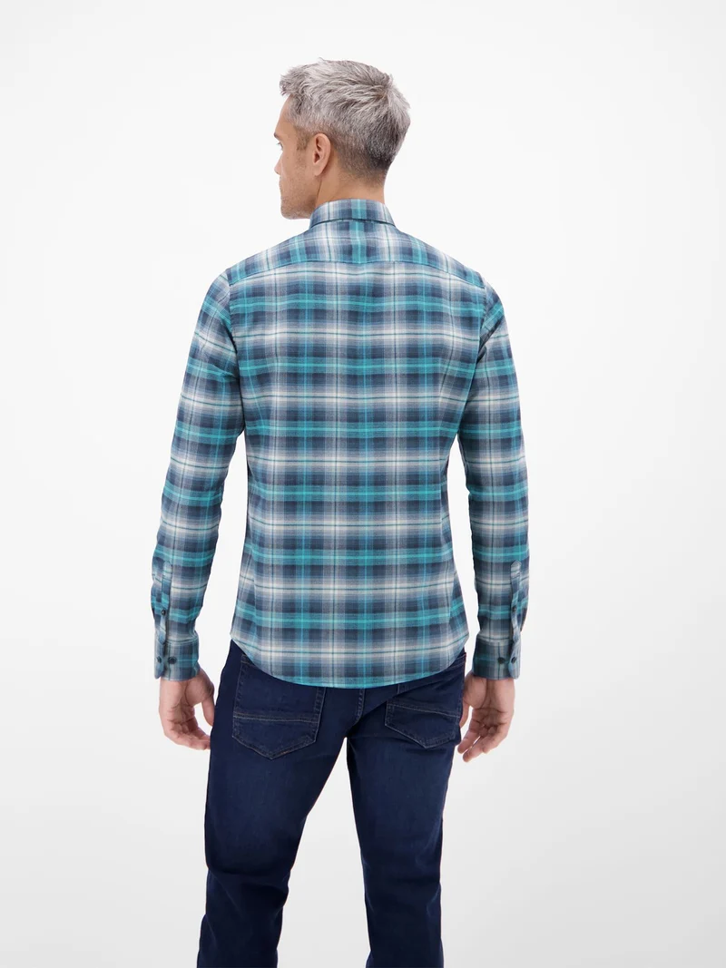 BUTTON DOWN