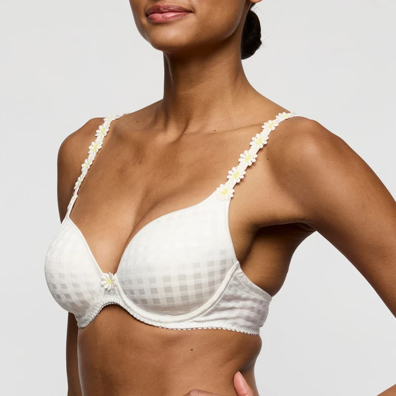 AVERO Ivory Petal Unterlegter BH Herzform