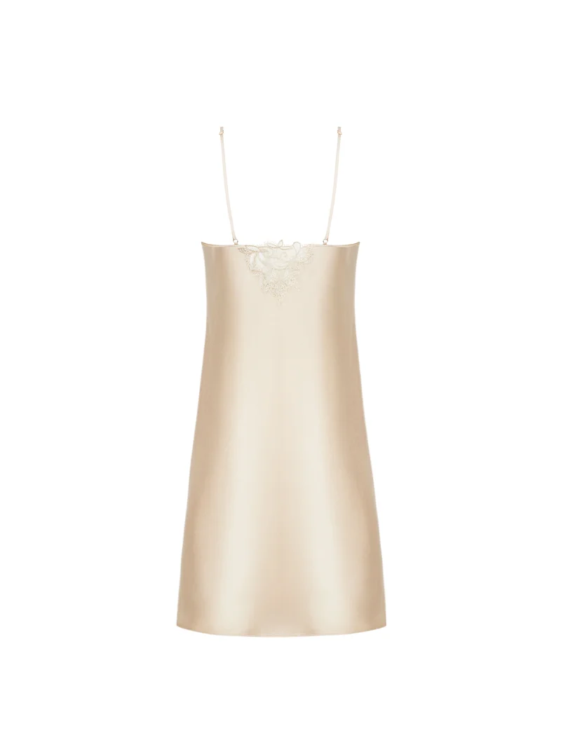 Lise Charmel – Elegantes Künstler-Nachtkleid „Nude Aura“