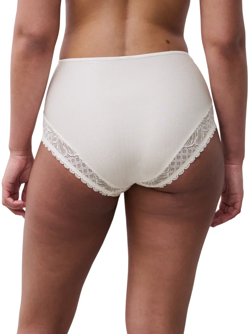 Chantelle – Sublime High-Waisted Support Full Brief Milk