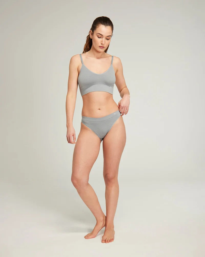 Nudea - TENCEL Nahtloser High-Leg-Slip Sturmgrau