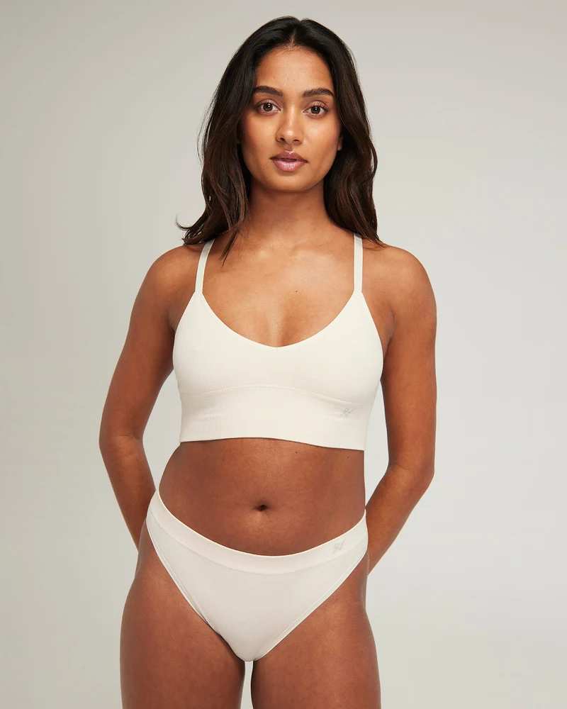Nudea - TENCEL Nahtloses Bralette Weißer Sand