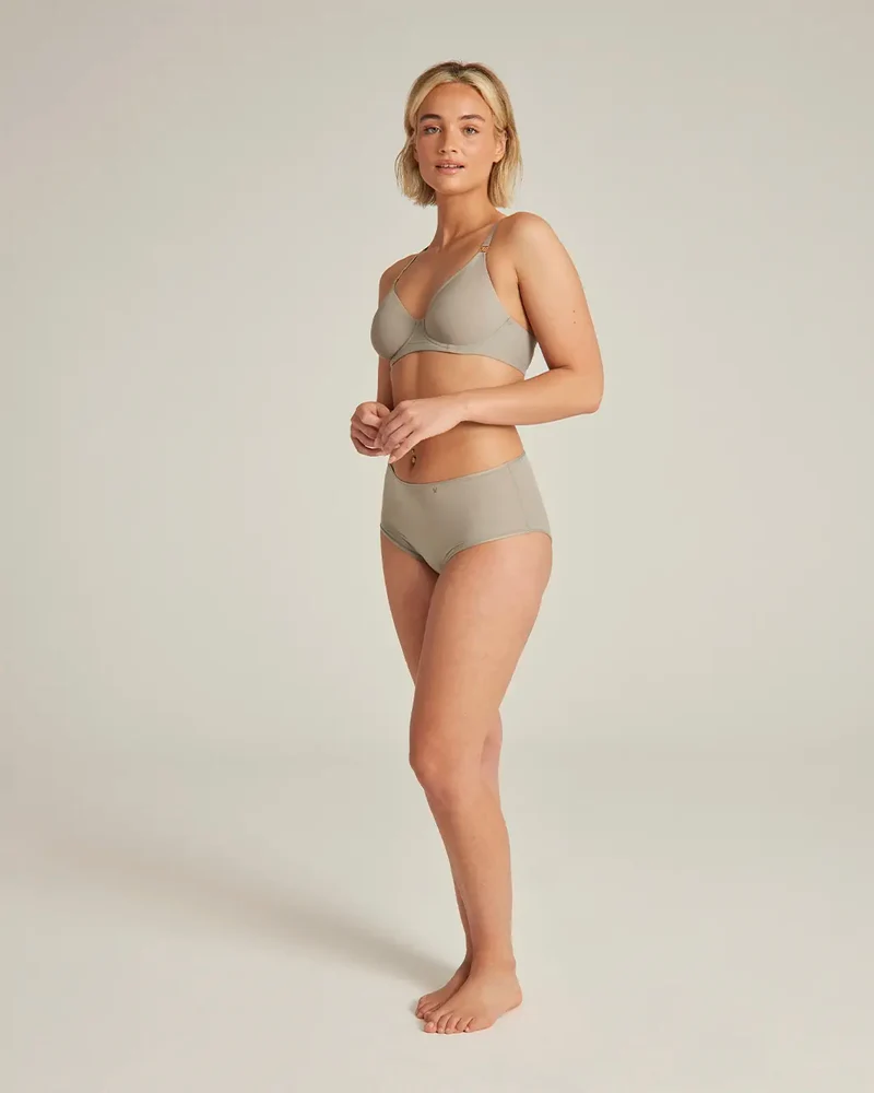 Nudea - Stretch Boss Full Cover Bra Salbeigrün
