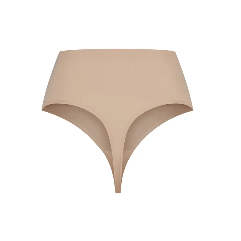 ByeBra – Unsichtbare Shapewear mit leichter Stützwirkung, unsichtbarer String-Tanga mit mittelhohem Bund, Beige
