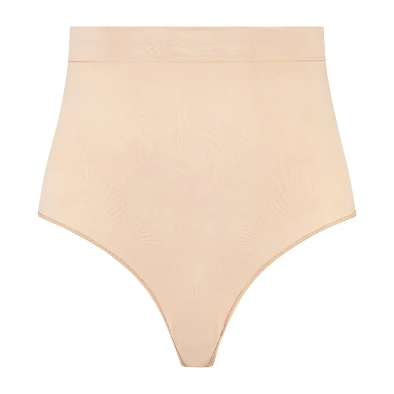 ByeBra – Nahtlose Shapewear (Starker Halt) Soft Touch String mit mittelhohem Bund, Beige