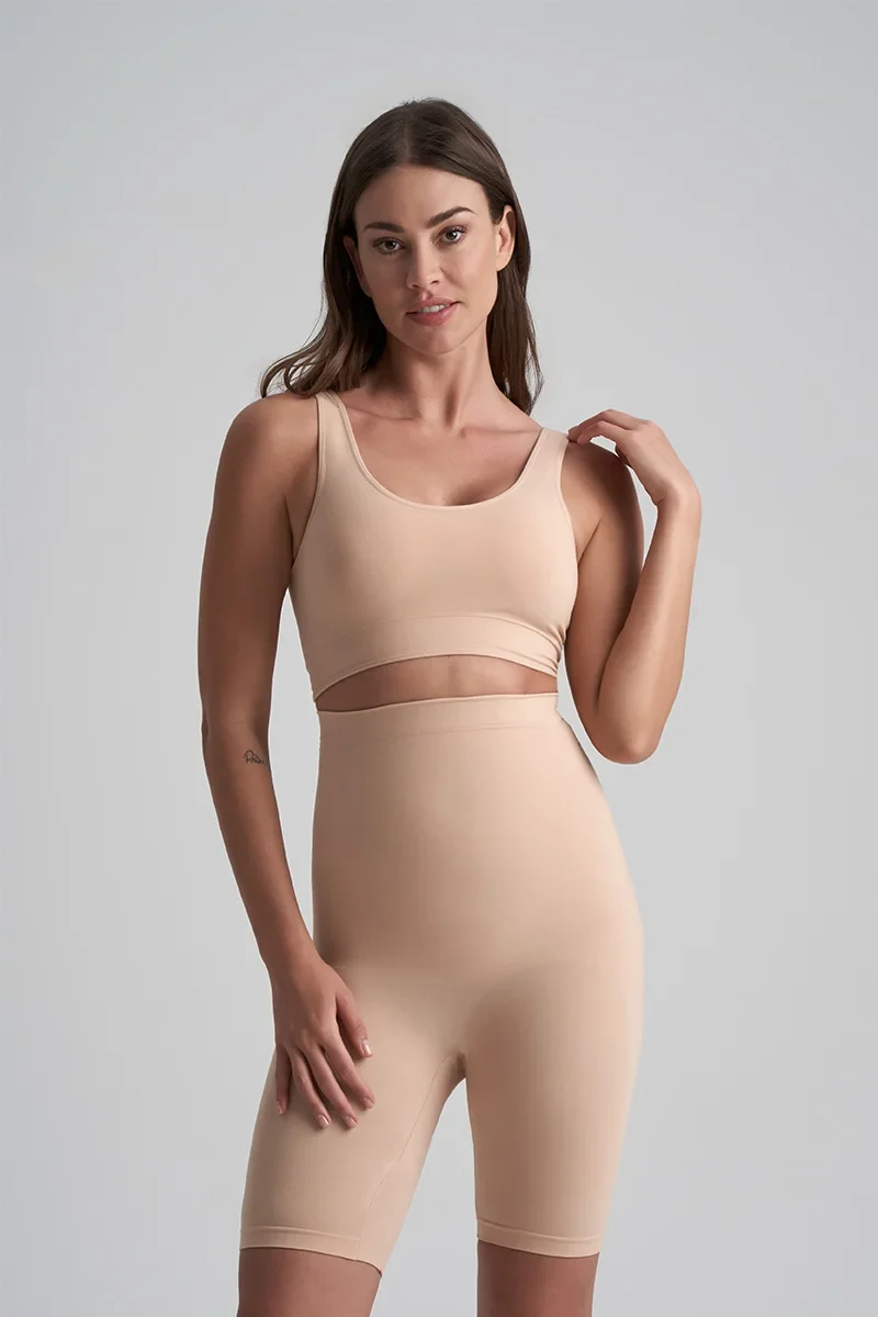 ByeBra – Nahtlose Shapewear (Starker Halt), weicher, hochtaillierter, kurzer Look, beige