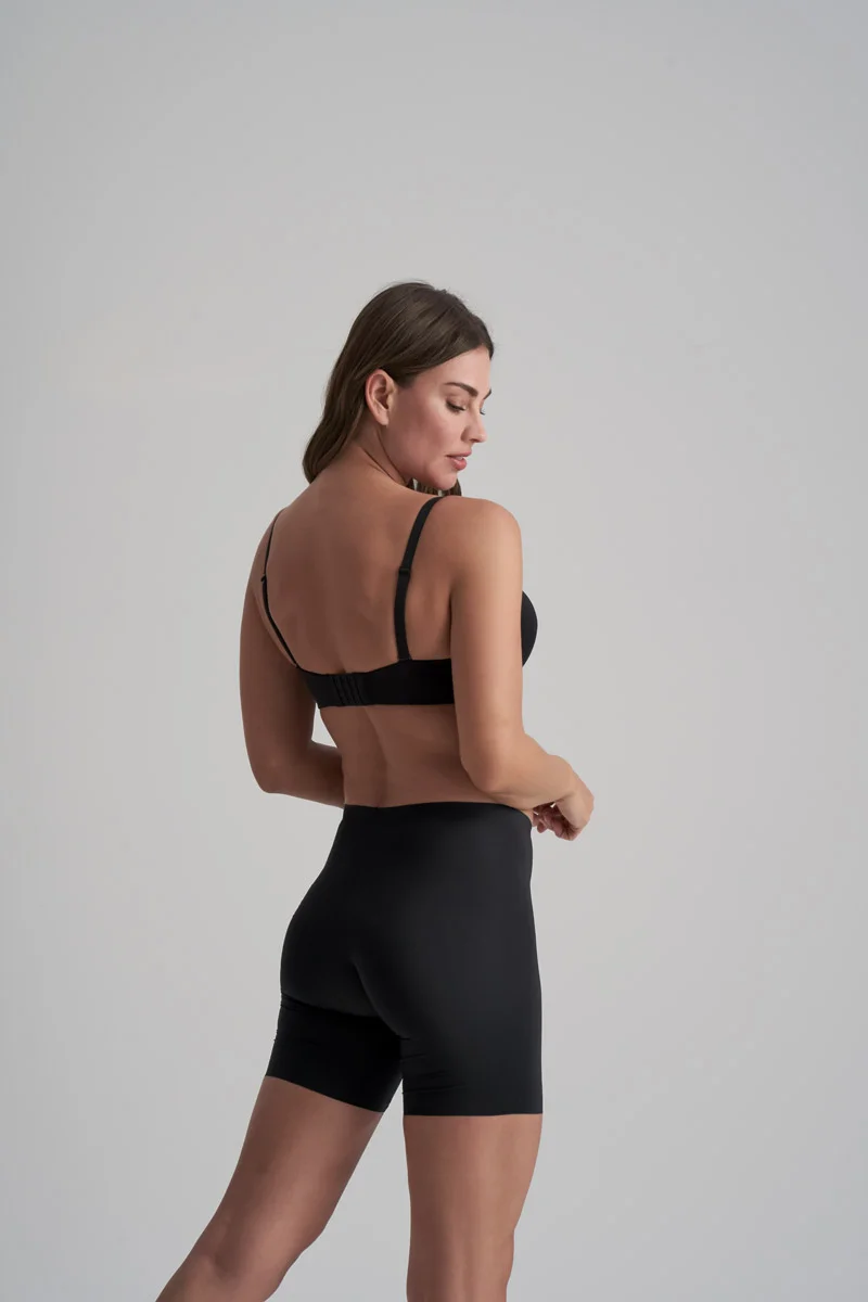 ByeBra – Smooth Essentials (Mittlere Stützkraft) Mid Waist Short Schwarz