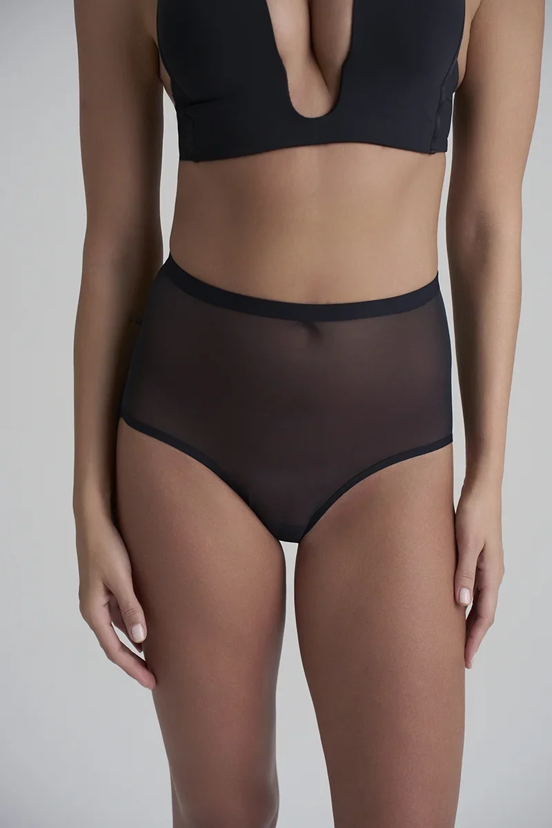 ByeBra – Formgebender Tüll-Shapewear-Slip mit mittlerem Halt, Schwarz