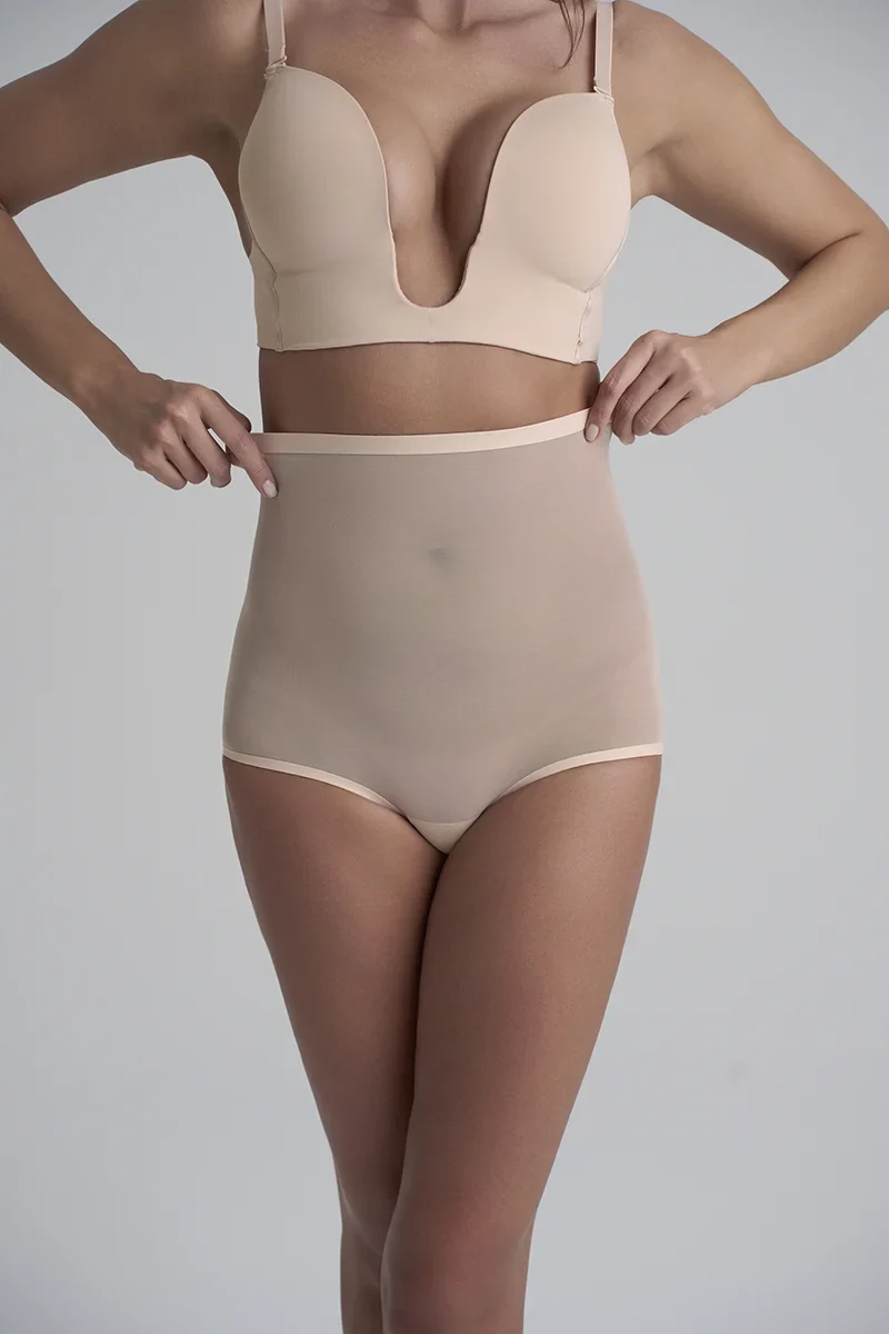 ByeBra – Formgebender Tüll-Shapewear-Slip mit mittlerem Halt und hohem Bund, Beige