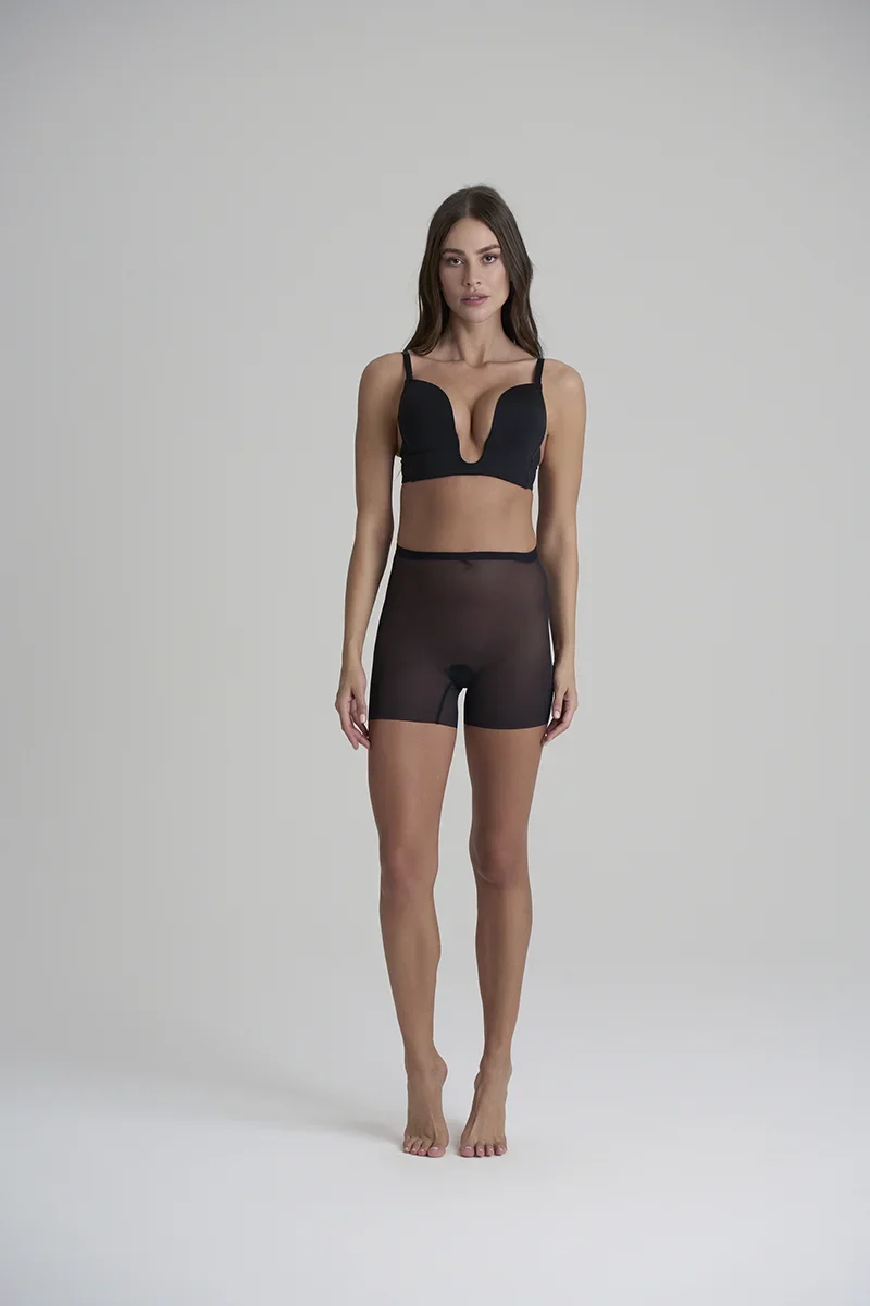 ByeBra – Formgebender Tüll-Shorty mit mittlerer Stützkraft, Schwarz