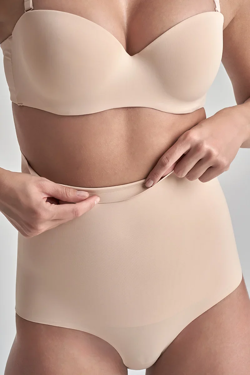 ByeBra – Taillenformende Unterwäsche (Extra starker Halt), Taillenformender High-Waist-Slip, Beige