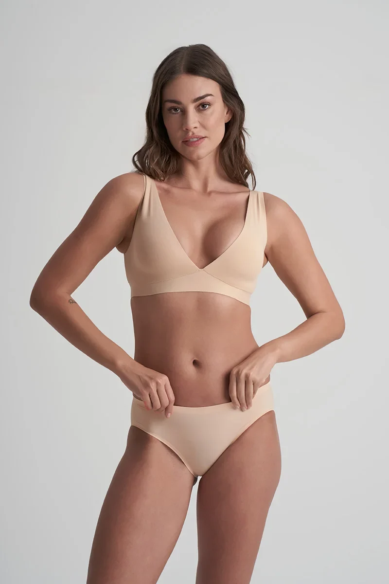 ByeBra – Po-Lifting- und Unterwäsche-Slips mit Polsterung, niedrige Taille, Beige