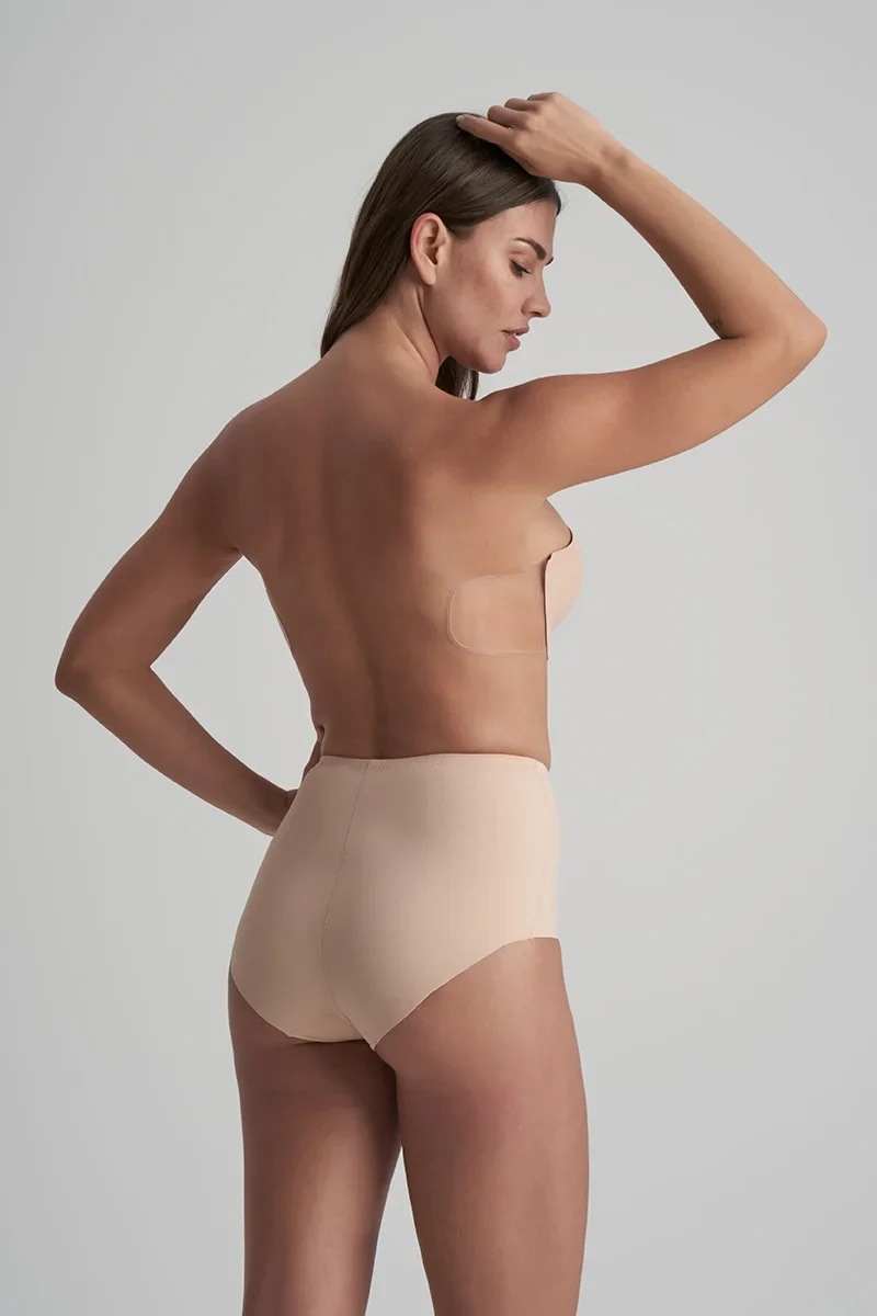 ByeBra – Formgebende Unterwäsche (Starker Halt) Formgebender Slip mit mittelhohem Bund, Beige