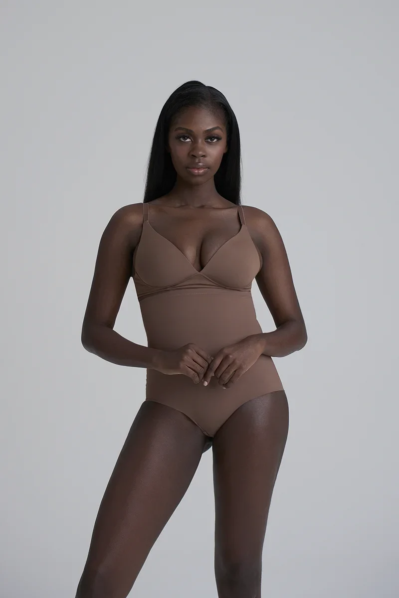 ByeBra – Formgebende Unterwäsche (Starker Halt) Formgebender High-Waist-Slip Kakao