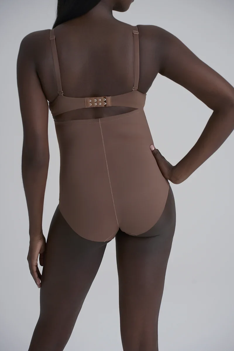 ByeBra – Formgebende Unterwäsche (Starker Halt) Formgebender High-Waist-Slip Kakao