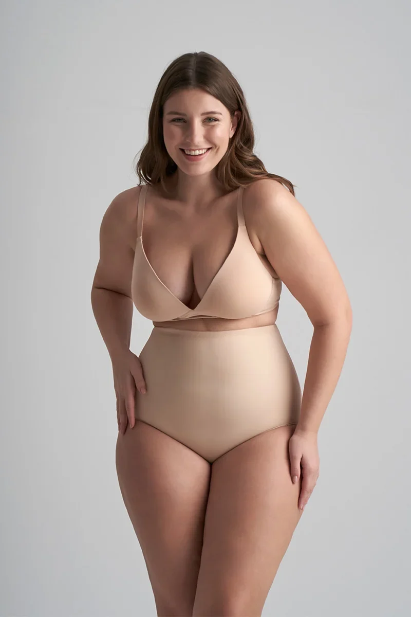 ByeBra – Formgebende Unterwäsche (Starker Halt) Formgebender High-Waist-Slip Beige
