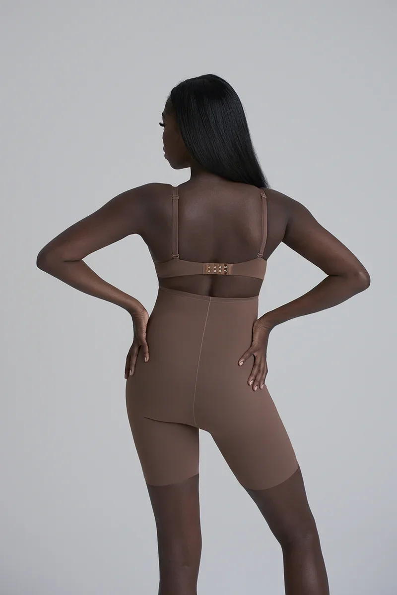 ByeBra – Formgebende Unterwäsche (Starker Halt) Formgebende High-Waist-Shorts in Kakao