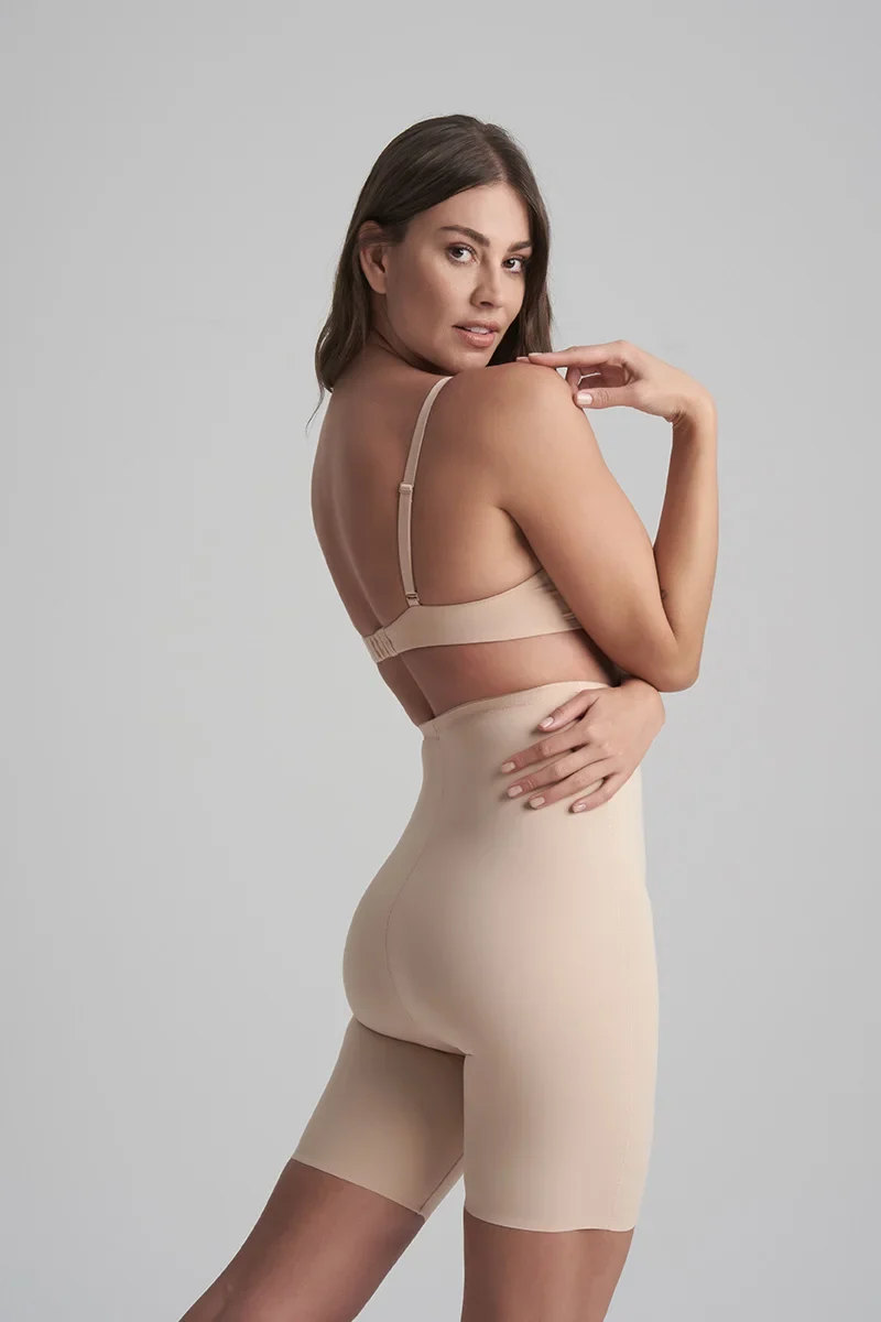 ByeBra – Formgebende Unterwäsche (Starker Halt) Formgebende Shorts mit hohem Bund, Beige