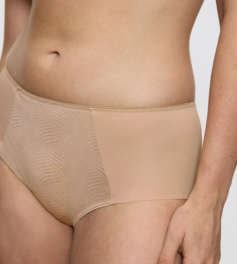 Triumph – Essentieller Minimizer für glatte Haut