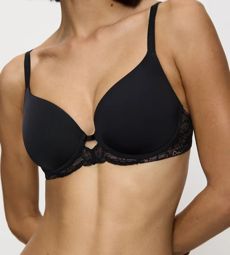 Triumph - Amourette Charm Gepolsterter T-Shirt-BH Schwarz