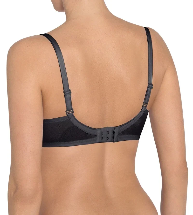 Triumph – Beauty-Full Essential T-Shirt-BH mit vorgeformtem Rand, Schwarz