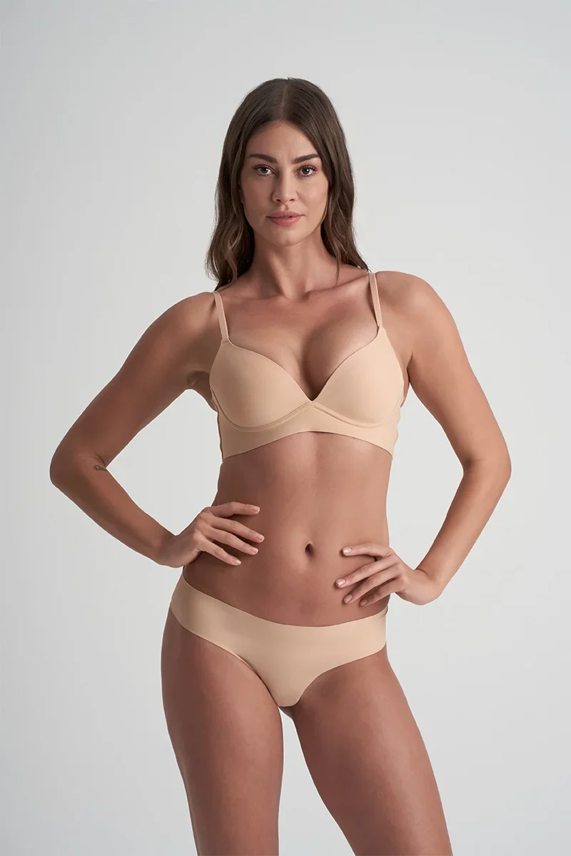 ByeBra – Po-Lifting-BH & Unterwäsche, 2er-Pack, unsichtbarer String, Beige & Schwarz