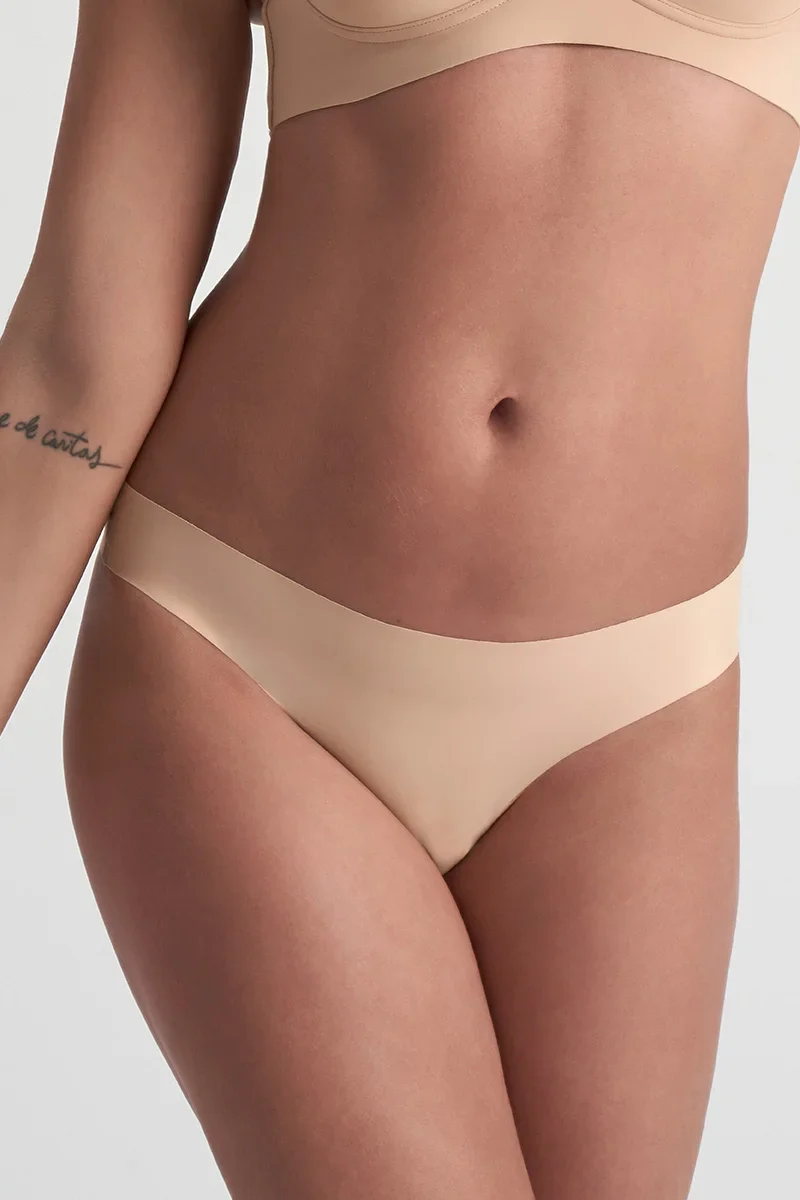 ByeBra – Po-Lifting-BH & Unterwäsche 2er-Pack, unsichtbar, brasilianisches Design, Beige & Schwarz