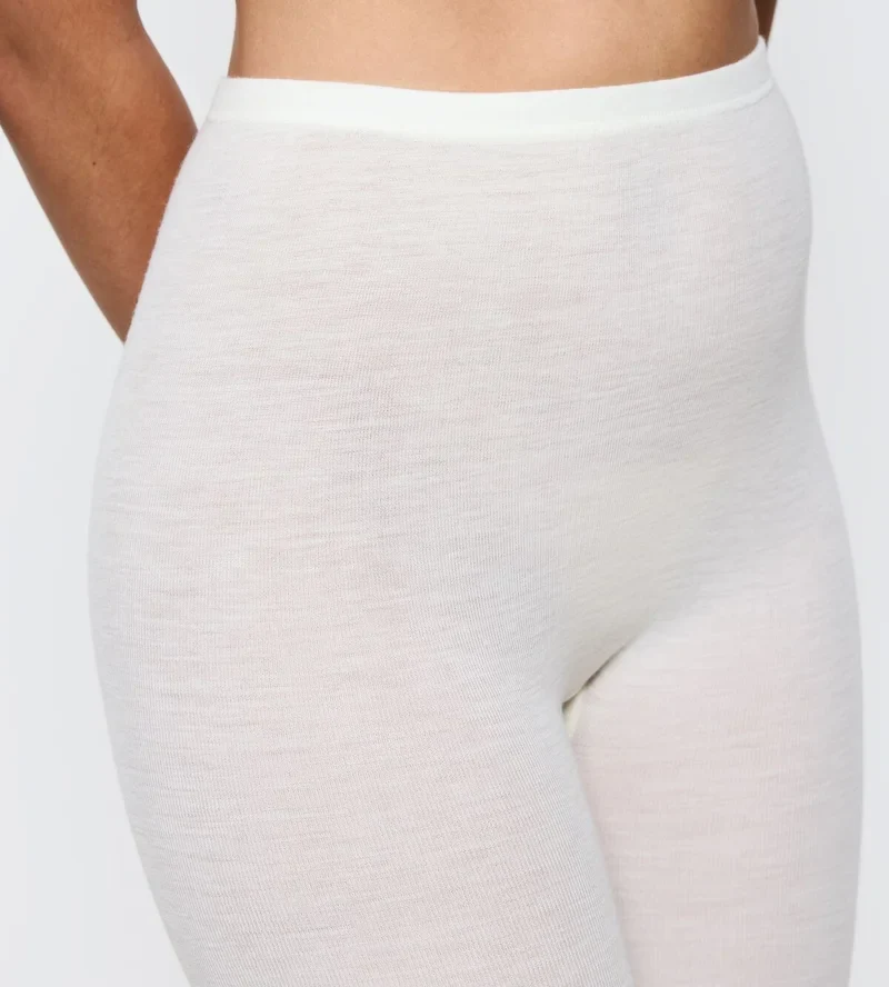 Triumph – Beauty Layers Shorts aus Wolle, Ecru-Weiß