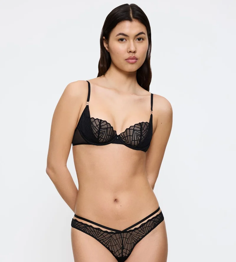 Triumph – That Night In Vegas Wired Balcony Bra Schwarz