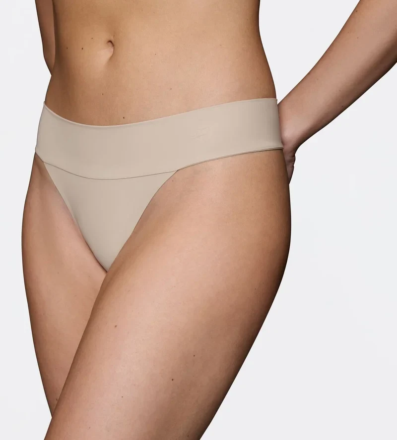 Triumph - Body Make-Up Essentials Illusion String Ex Nude Beige